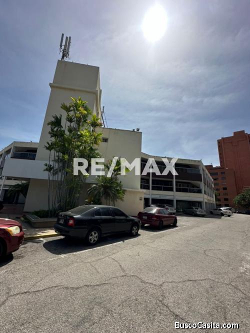 Local en Venta Av.10 . Remax Millenium