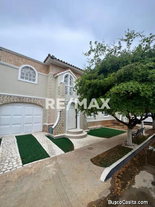 TownHouse Costa Rosmini I Remax Millenium