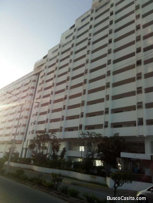 Nelida Lugo vende Apartamento en venta en Conj. Res. Maiomar, en la Isla de Margarita. COD: FOA-1632