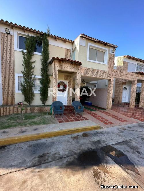 Tonwhouse En Venta Lago Villa III. Remax Millenium