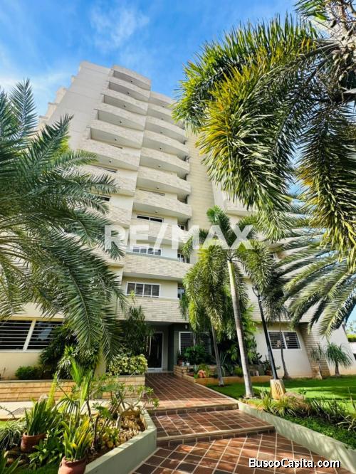 Apartamento en Venta Lago country III. Remax Millenium