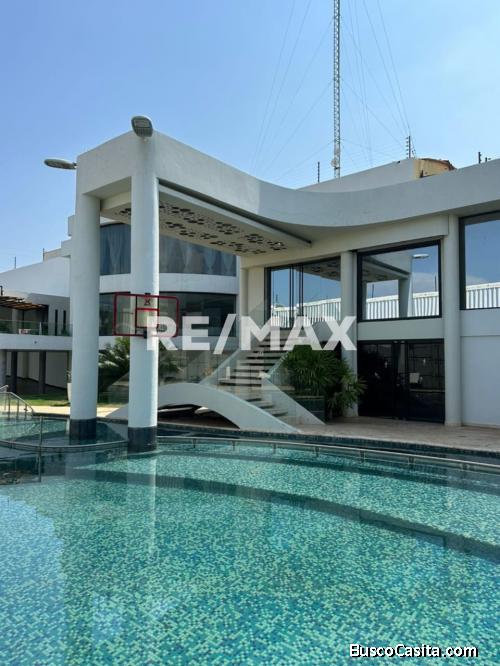 Complejo Empresarial En Venta. Remax Millenium