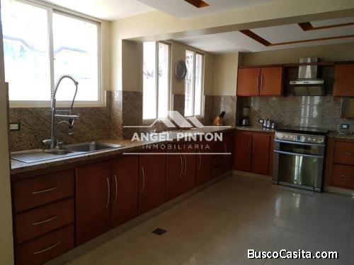 CASA EN VENTA EN DORAL NORTE EN MARACAIBO SWUETTER API 573