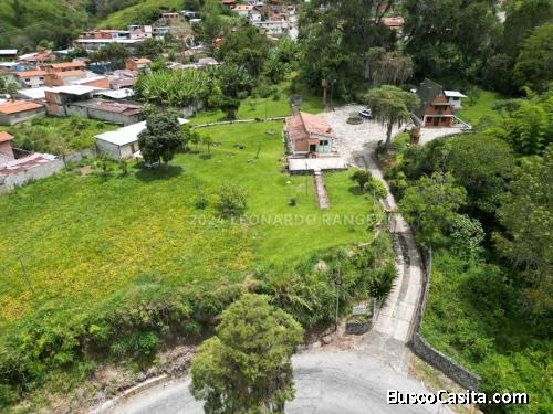 Se Vende Finca De 10.338 M² Con 3 Casas En San Rafael De Tabay, Estado Mérida.