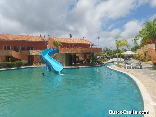 Marbella Mendoza VENDE  TOWNHOUSE en cuidad flamingo 