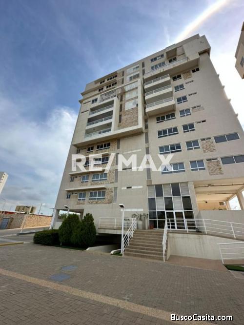 Apto. en Venta Resd. Plaza CamposRemax Millenium.