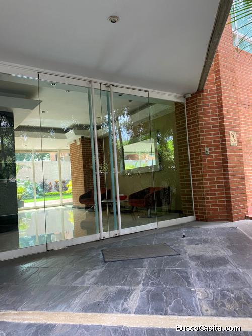 Alquiler de hermoso y confortable apartamento en El Rosal