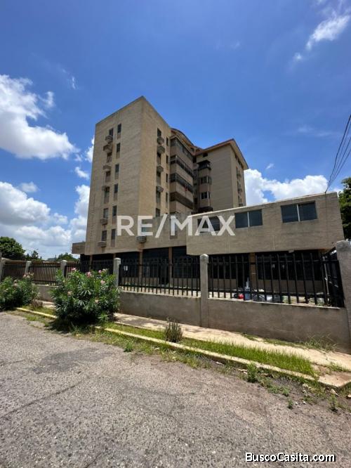 Local ComercialAlquilerLimpia Remax Millenium..
