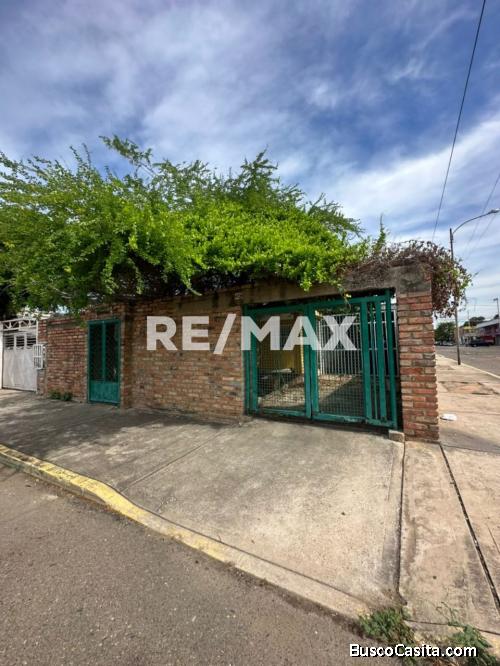 Casaen Venta 18 de OctubreRemax Millenium..