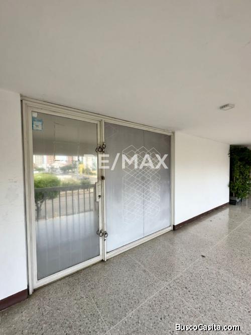 Local Comercial C.C San Martin.Remax Millenium.