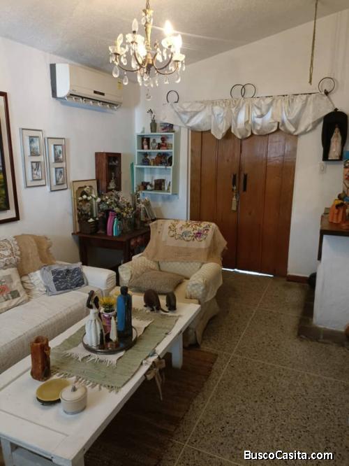 VENDO CASA EN URBANIZACION CHUCHO BRICEÑO