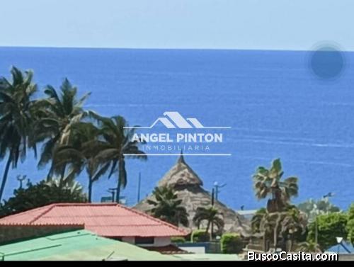 APARTAMENTO EN SWUETTER PUNTA BRISAS , URB 15 LETRAS MACUTO LA GUAIRA API 5795