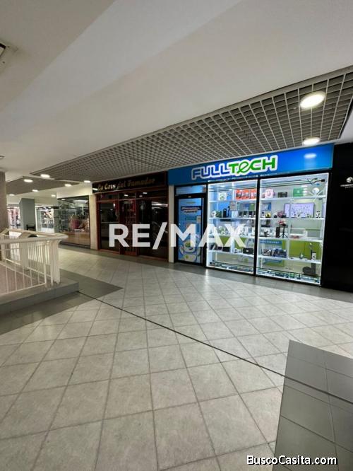 Local Comercial En Lago Mall. Remax Millenium