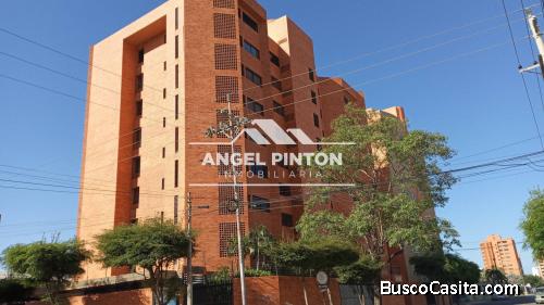 APARTAMENTO SWUETTER VENTA EDIFICIO IBICUY TIERRA NEGRA MARACAIBO API 5730