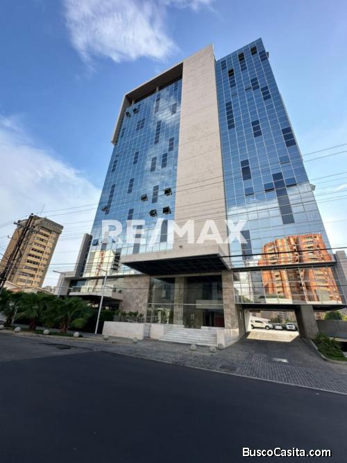 Oficina en Alquiler Torre Altus Remax Millenium