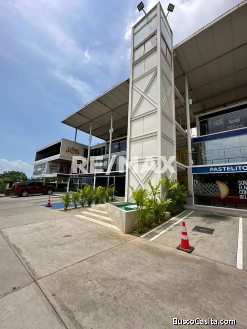 Local en Alquiler C.C Canta Claro. Remax Millenium