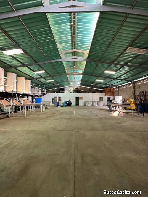 VENDO GALPON EN ZONA INDUSTRIAL SECTOR LA MONTAÑA