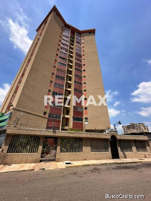 Apartamento en Venta. Yaguaziru. Remax Millenium