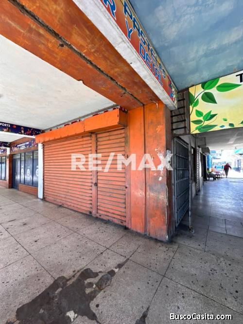 Local En Venta Casco Central. Remax Millenium