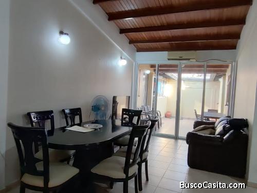 En Venta Casa en Conjunto Residencial Los Chaguaramos Cabudare