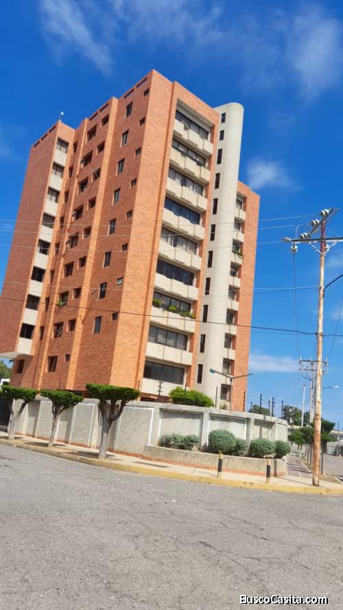 Apto. En Alquiler Resd. Los Amigos Remax Milenium