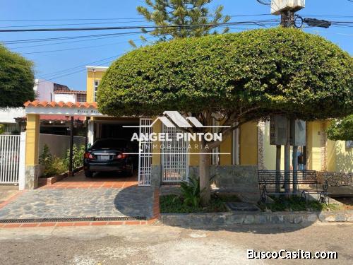 CASA SWUETTER EN VENTA YO ALQUILER EN LAGO MAR BEACH MARACAIBO API 5645