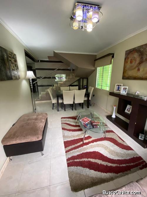 VENDO TOWNHOUSE EN URBANIZACION TRAPCIHE VILLAS CABUDARE