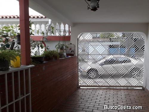 BAJÓ DE PRECIO!! CASA EN VENTA VISTALEGRE CARACAS MUNICIPIO LIBERTADOR