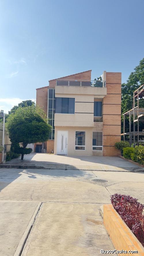 VENDO HERMOSA CASA EN SAN DIEGO RESIDENCIAS. VILLA CRISTAL