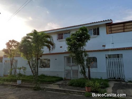 VENTA DE CASA URB. LA CAMPIÑA II, NAGUANAGUA