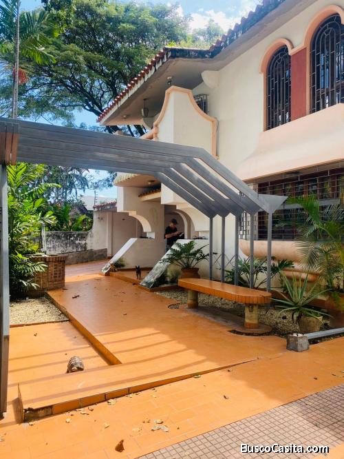 Casa Quinta Urb. La viña 