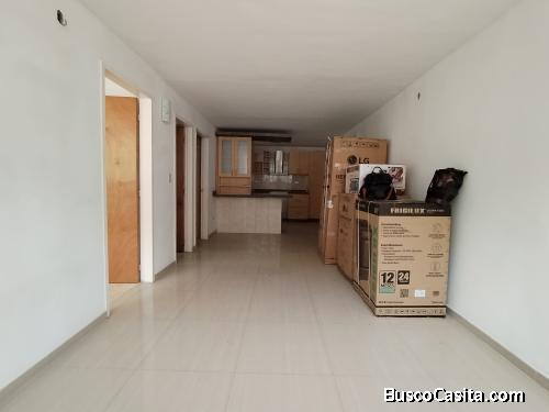 En venta hermoso apartamento en El Solar de La Quinta, Los Teques