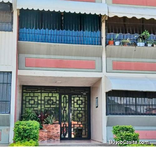 NUEVA CAPTACION - APARTAMENTO EN ALQUILER RESIDENCIAS CAMPO ALEGRE 