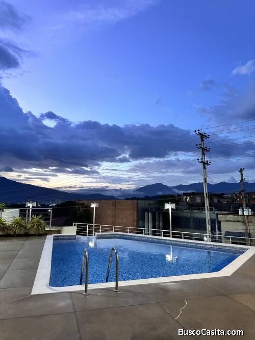 En venta Townhouse en Altos de Aricagua, Mañongo