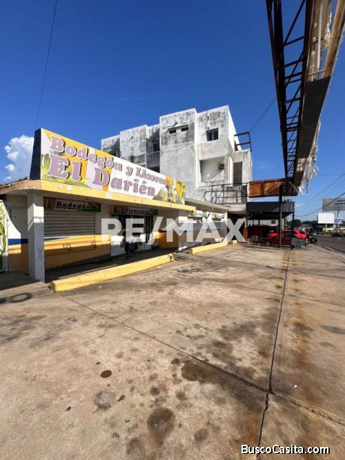 Local Comercial en Venta. Av. La Limpia. Remax Millenium