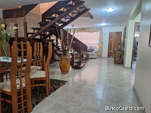 Venta de Townhouse en Conjunto Residencial La Oliveña, Puerto Ordaz