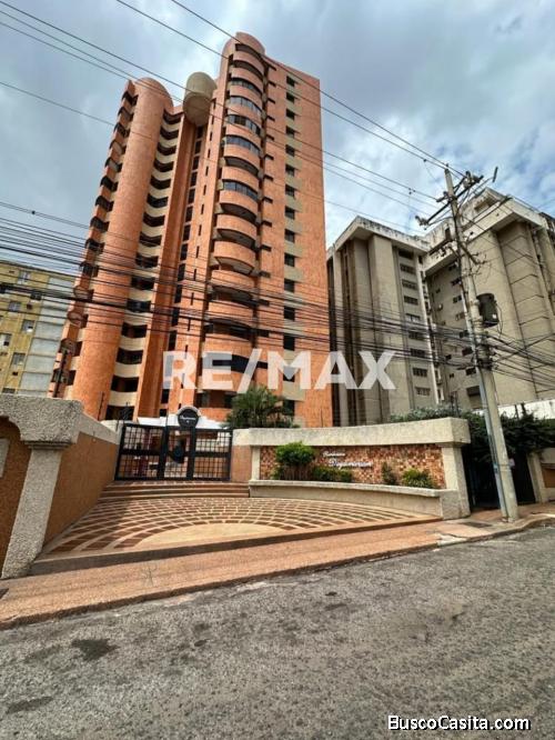 Apto. Residencias Deydimariam. Remax Millenium