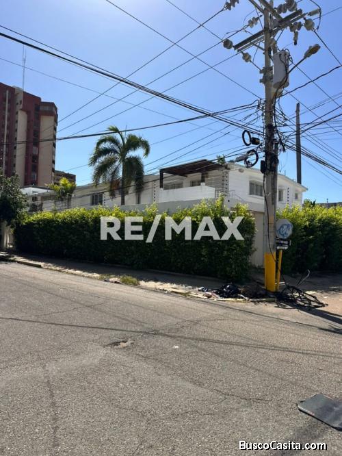 Casa Comercial Sector Tierra Negra. Remax Millenium