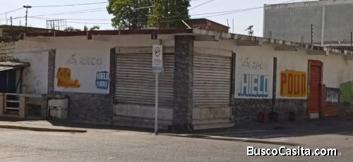 Local  Comercial Amplio en Alquiler