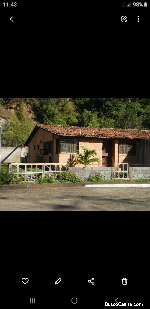 Casa en Santa Teresa del tuy