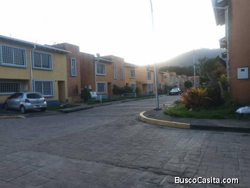 THOWNHOUSE EN VENTA EN LA CAMPIÑA II, NAGUANAGUA
