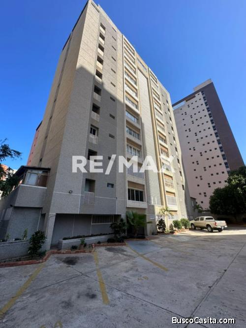Apartamento en Alquiler Edif. Las Palmas. Remax Millenium