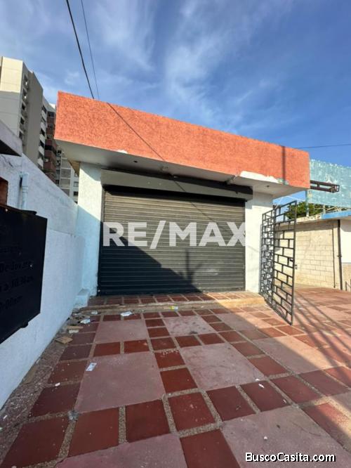 Local En Av. Universidad. Remax Millenium
