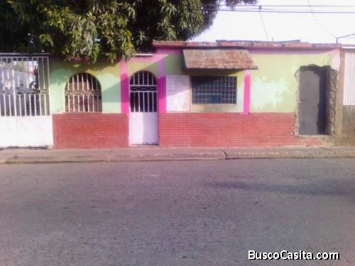 VENTA CASA BOYACA 3. EXCELENTE UBICACIÓN 