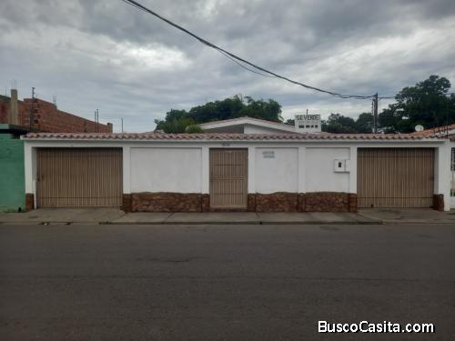 En venta Casa en la Urb. Tricentenaria de Barcelona