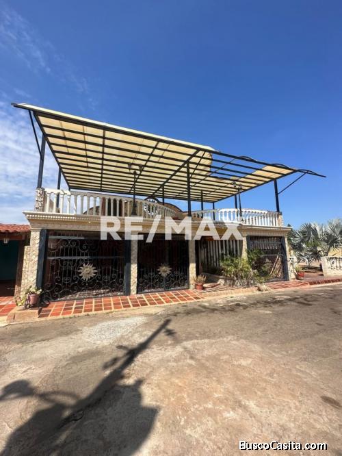 Casa Quinta en Venta Villa Bonita Remax Millenium