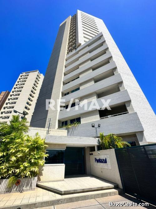 Apto. en Venta-Edif. Puntazul-Remax Millenium.-