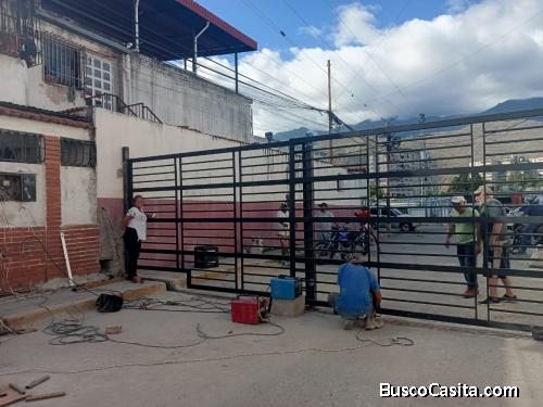 Anexo de 3 hab frente al IVSS de Guarenas