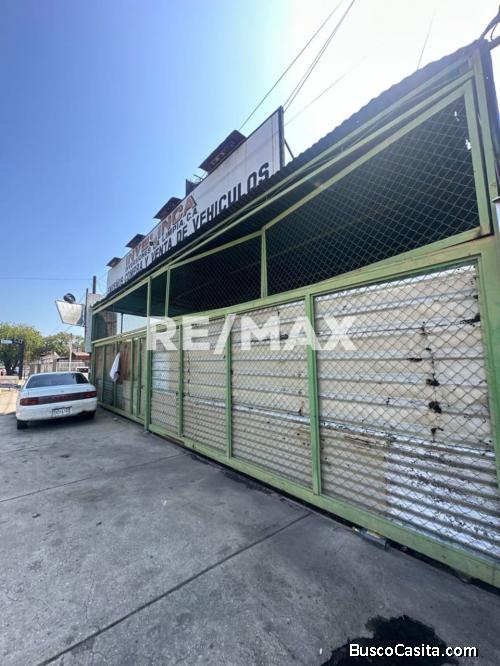 Galpón en Venta Av. La Limpia. Remax Millenium