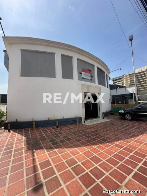 Local en Venta cerca de Plaza de La Republica. Remax Millenium